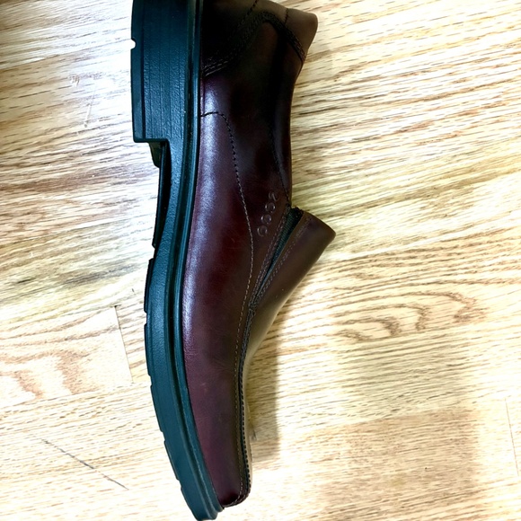 Ecco Helsinki Men\'s slip on dress shoe size 10 main image 4